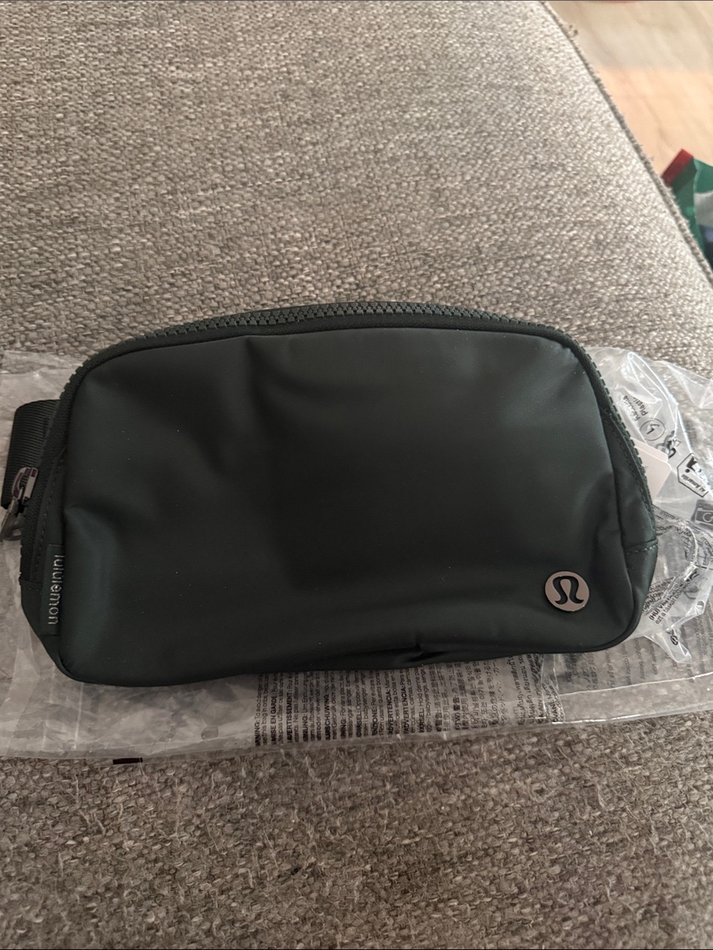 BRAND NEW lululemon athletica Forest Green BELT BAG